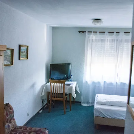 Hasselberg Hotel 2*