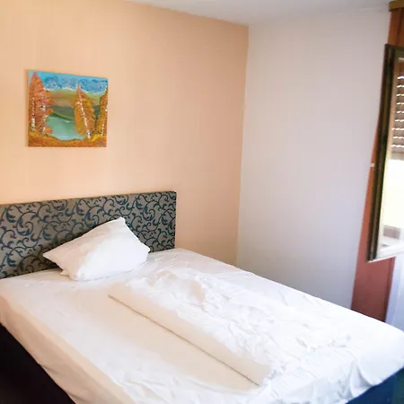 Hasselberg Hotel 2*