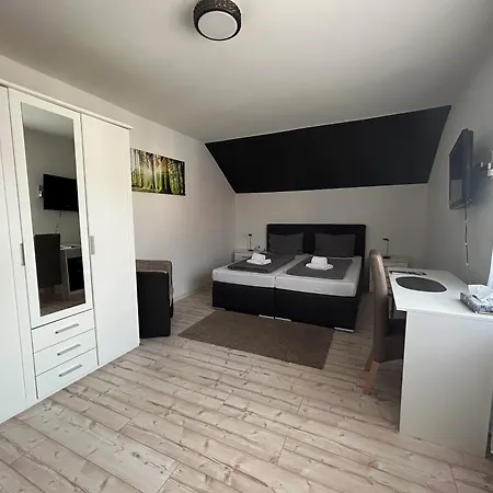 Hasselberg 2* Kaiserslautern