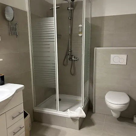 Hotel Hasselberg 2*