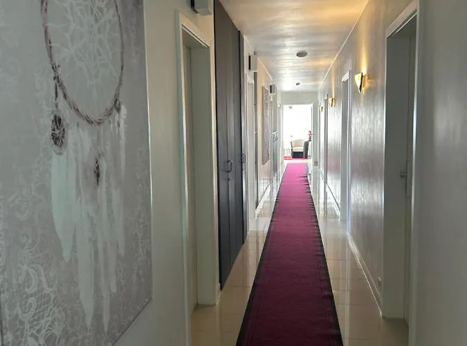 호텔 Hasselberg 2*