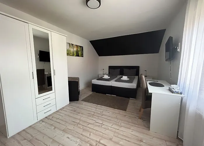 Hasselberg 2* Kaiserslautern